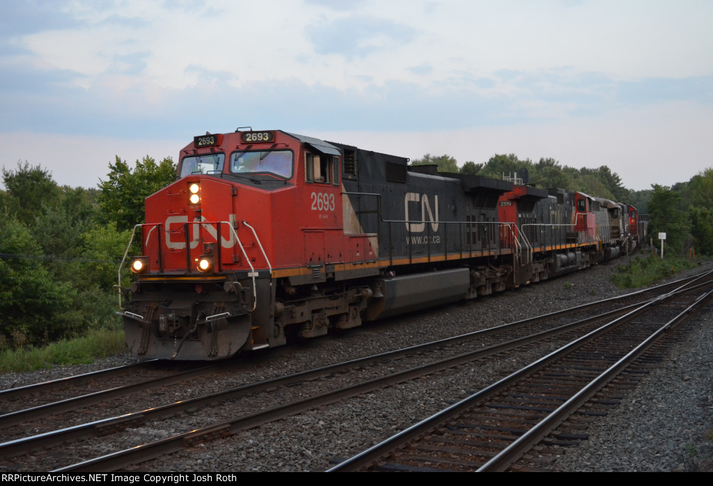 CN 2693, CN 2519, GTW 5953 & CN 1039